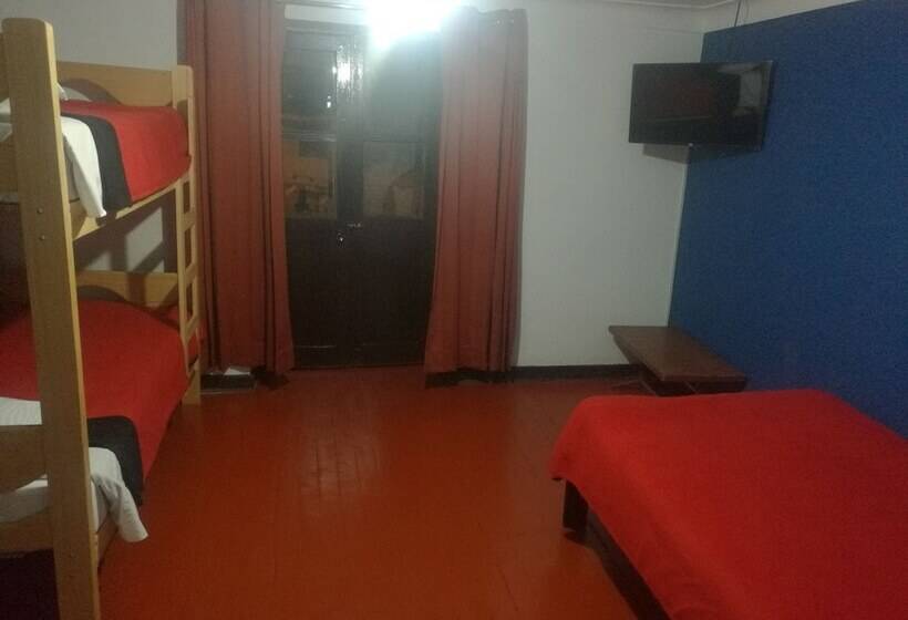 Quarto Triplo Basic, Gringo´s House