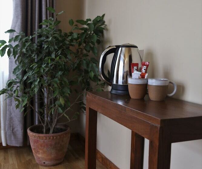 سوییت جونیور, Sabila Boutique