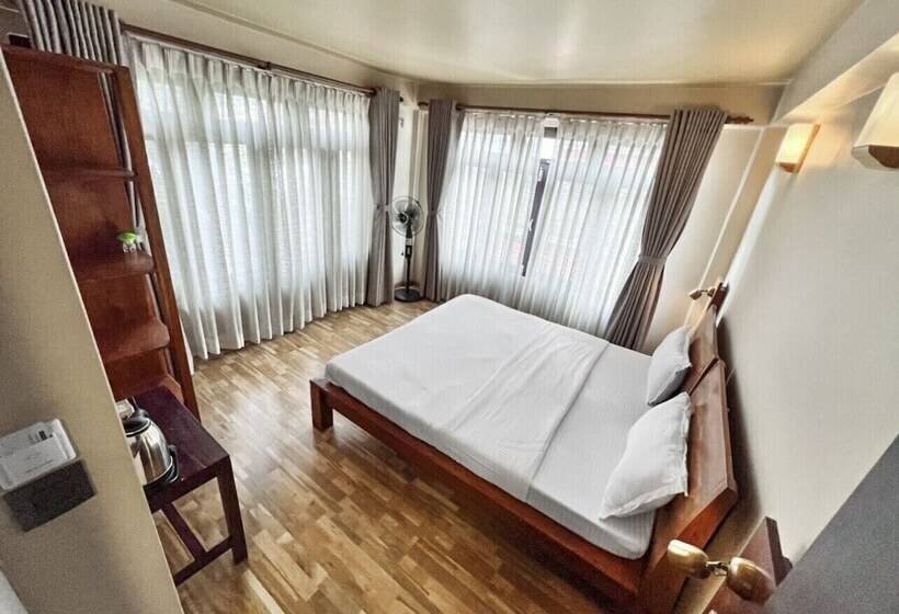 سوییت جونیور, Sabila Boutique