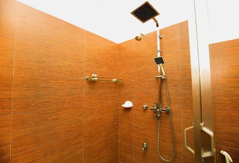 غرفة سوبيريور ثلاثية مطلّة علي البحر, Surf Sea Breeze