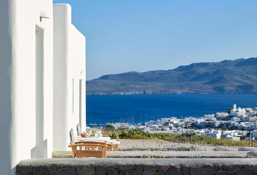 サイドオーシャンビュースタンダードルーム, Lithos Luxury Rooms