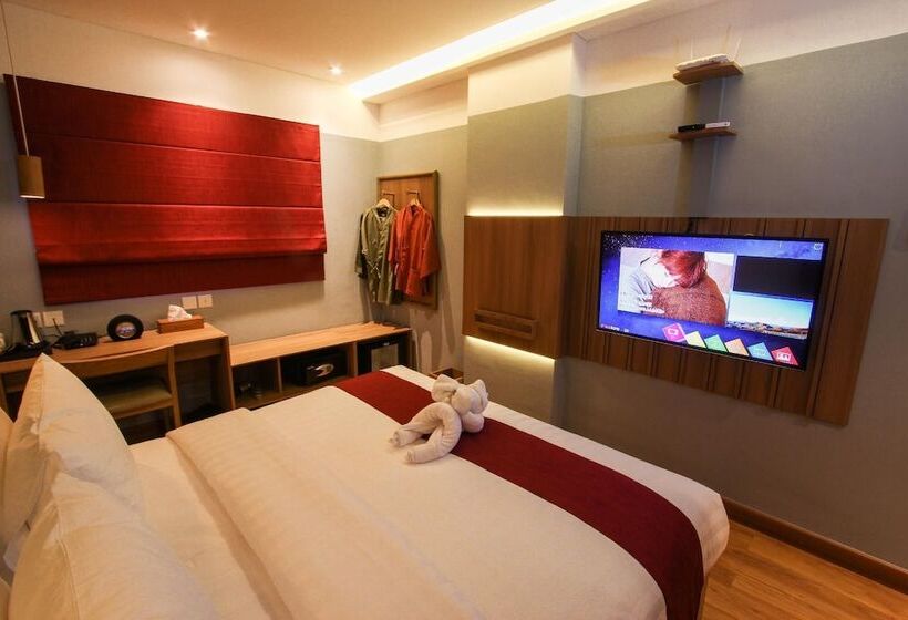 이그제큐티브 룸, Kuretakeso Kemang