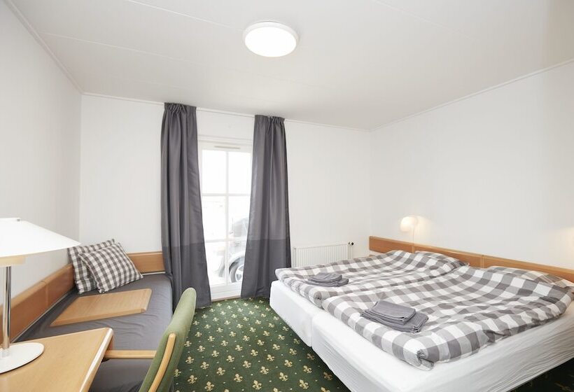 חדר סטנדרט, Osted