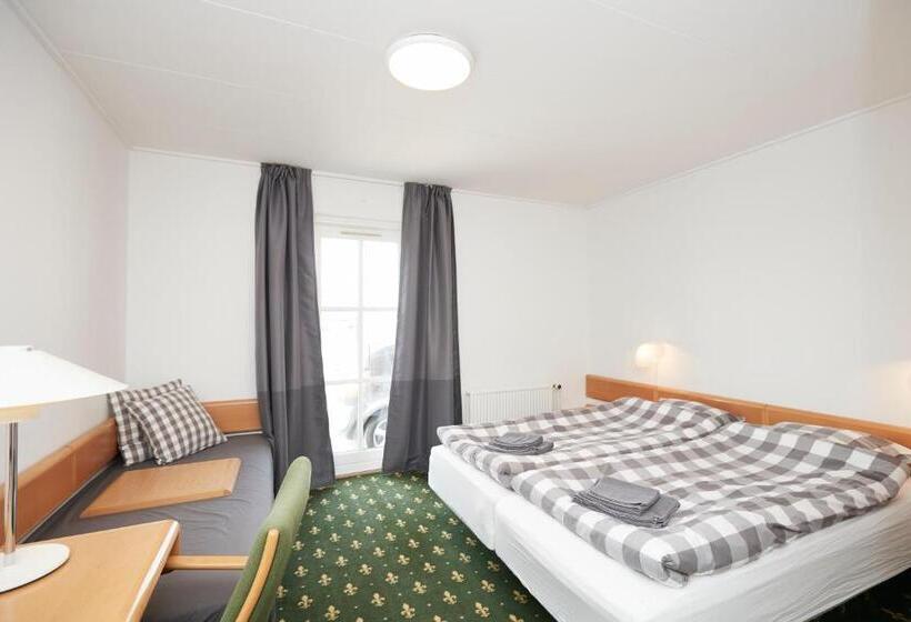 חדר סטנדרט, Osted