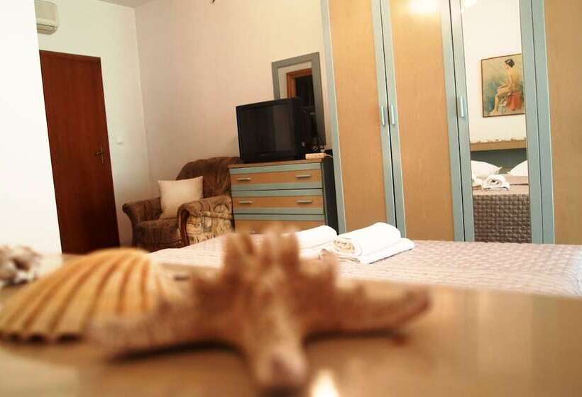 Standard Stúdió Terasszal, Apartments Dany