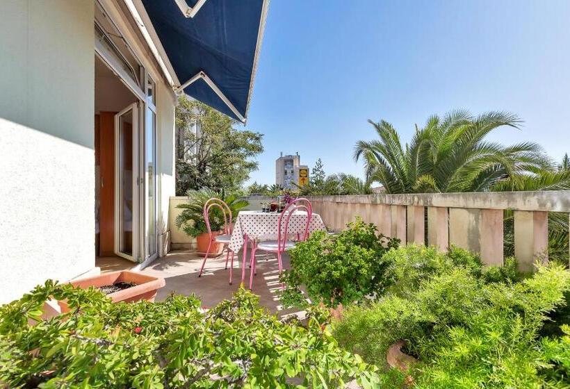 Standard Stúdió Terasszal, Apartments Dany