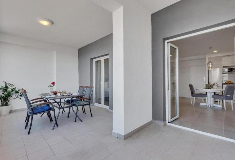 1 Szobás Deluxe Apartman, Apartments Dany