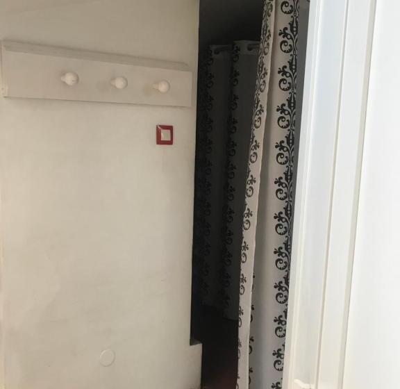 غرفة قياسية, Hoża Apartments And Rooms