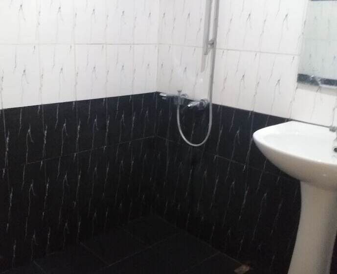 חדר קלאסי לשלושה, Ella Nature Nest