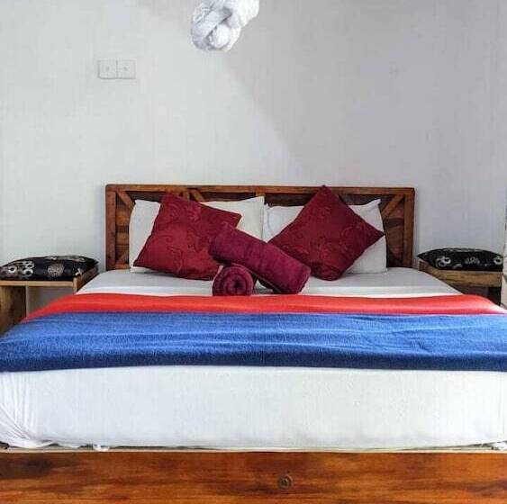 חדר קלאסי לשלושה, Ella Nature Nest