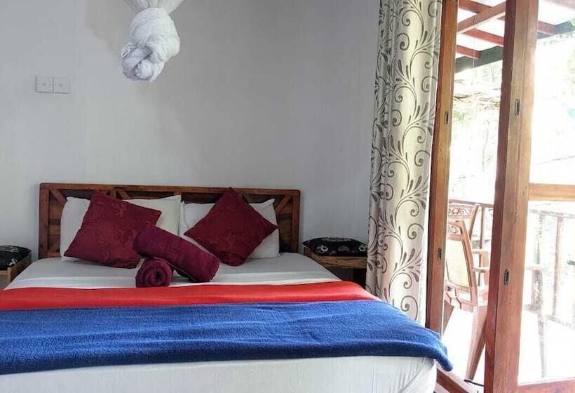 Quarto Triplo Clássico, Ella Nature Nest
