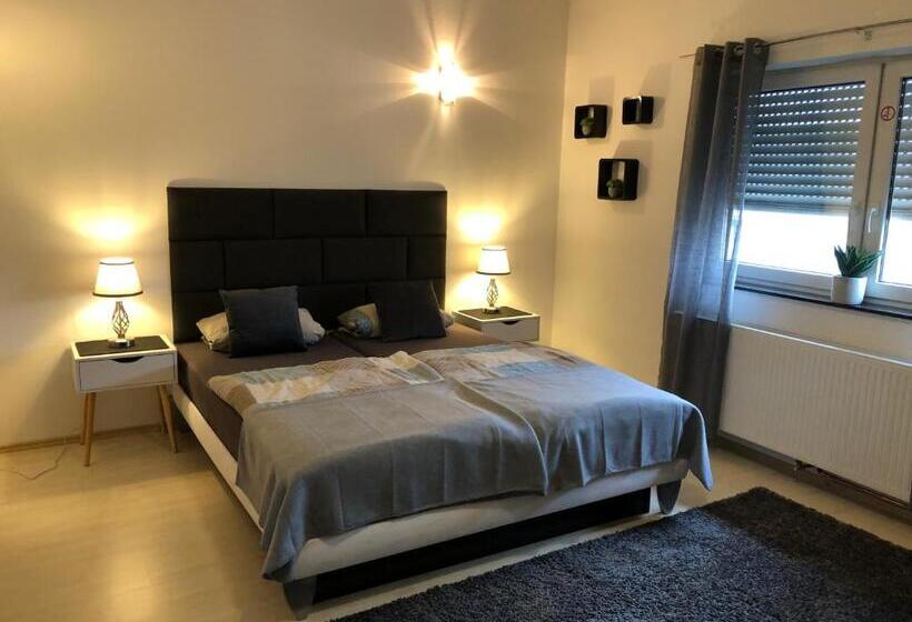 Номер Стандарт, Pension Am Römerhof