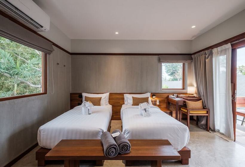 غرفة قياسية مزوَّدة بشُرفة, Banana Fan Sea Resort