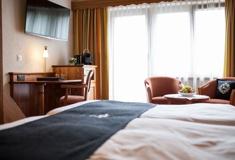 Номер Стандарт, National Zermatt   Matterhorn Views, Sunnegga Gateway & Spa
