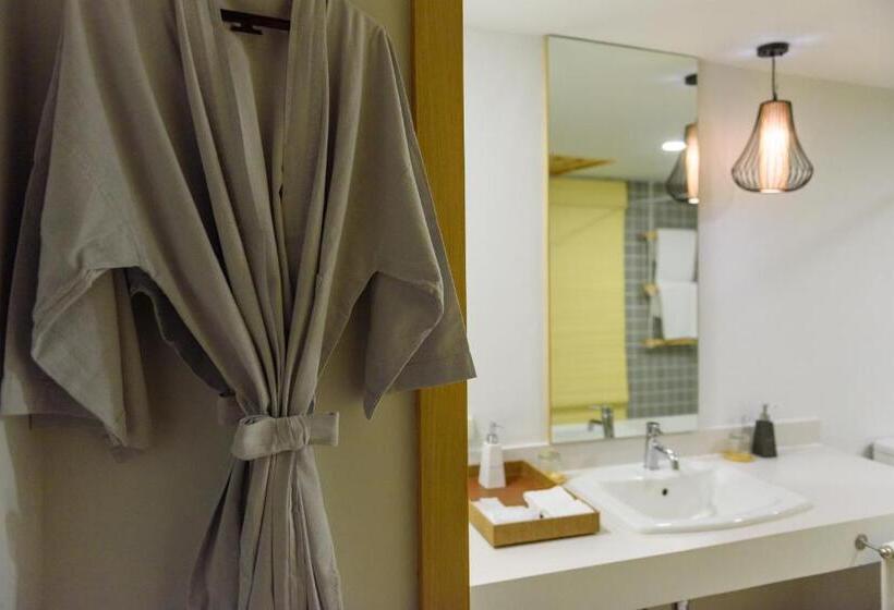 デラックストリプルルーム, Paradise Beach Resort, Koh Samui   Sha Extra Plus