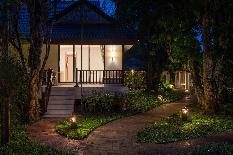 デラックスビラの１ベッドルーム, Paradise Beach Resort, Koh Samui   Sha Extra Plus