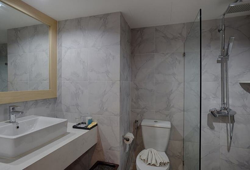 수피리어 룸 풀장 전망, Phuket Island View Resort   Sha Extra Plus