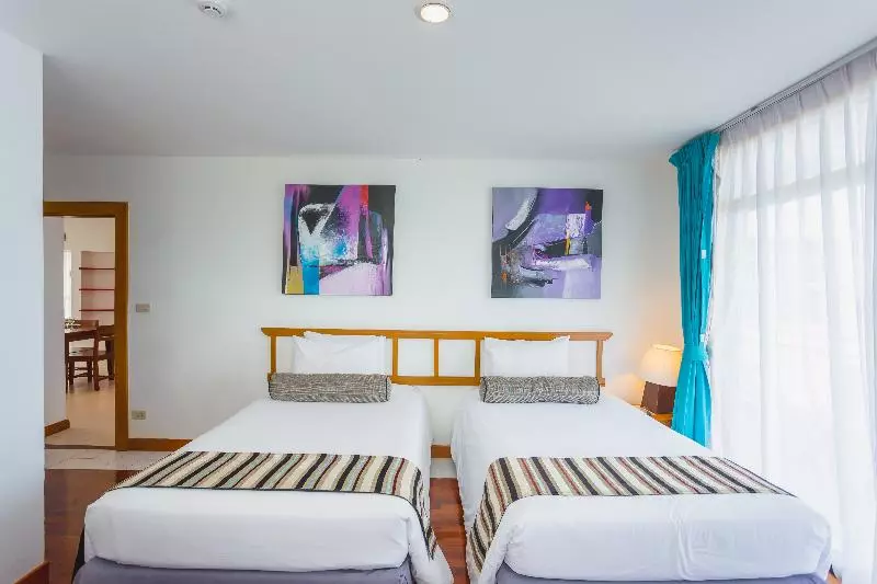 سوییت با چشم‌انداز دریا, Waterfront Suites Phuket By Centara