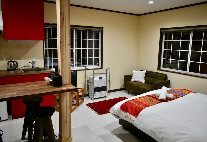 סוויטה משפחתית, Altitude Madarao