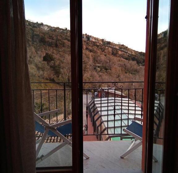 豪华房间, Resort San Nicola Restaurant And Wellness Fitness