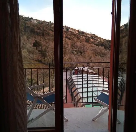 デラックスルーム, Resort San Nicola   Restaurant And Wellness Fitness