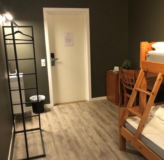 标准三人间共用浴室, Aktivitetsbyen Gamle Fredrikstad