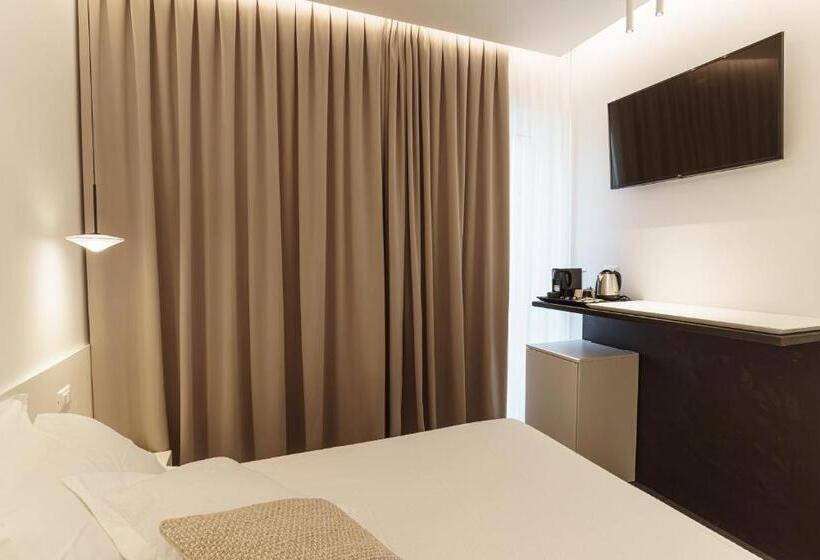 اتاق لوکس با بالکن, B&b Nel Blu Dipinto Di Blu