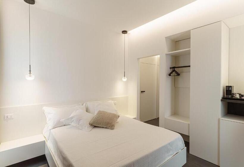 اتاق لوکس با بالکن, B&b Nel Blu Dipinto Di Blu