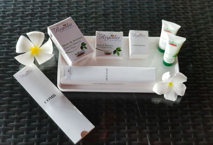 חדר סטנדרט עם מיטת קינג, The Regalia Resort