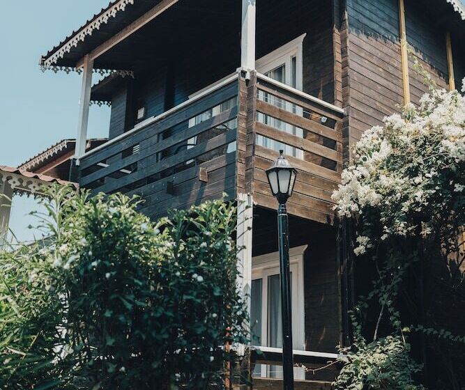 חדר סטנדרט עם מיטת קינג, The Regalia Resort