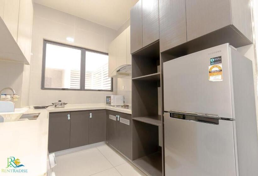 דירה בת חדר שינה 1 עם מרפסת, Country Garden Danga Bay @ Uha