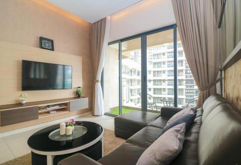 סוויטה משפחתית, Country Garden Danga Bay @ Uha