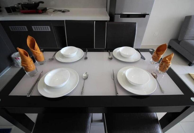 חדר סטנדרט עם מרפסת, Country Garden Danga Bay @ Uha