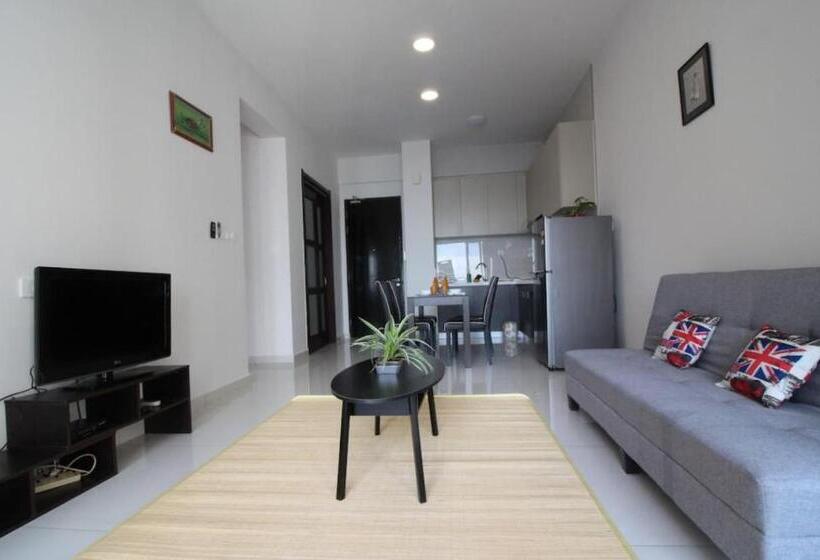 חדר סטנדרט עם מרפסת, Country Garden Danga Bay @ Uha