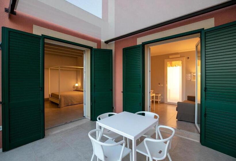 Полулюкс Одноместный с Террасой, Corte Olea Resort