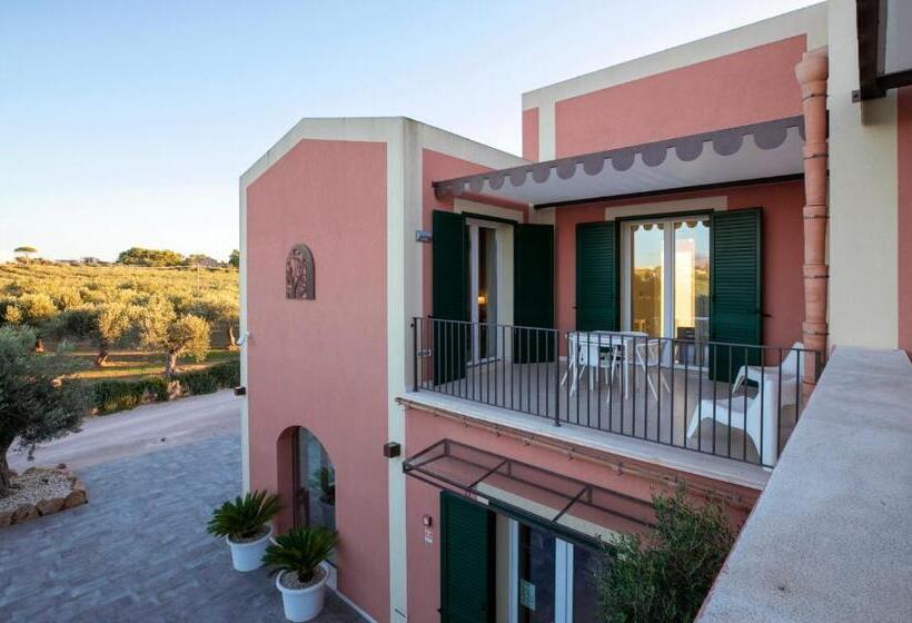 Полулюкс Одноместный с Террасой, Corte Olea Resort