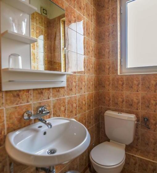 Номер Стандарт Вид на Сад, Dom Mladenovi B&b