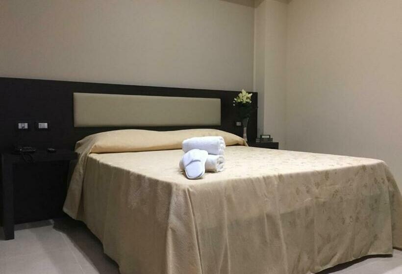 Номер Стандарт, Grand Hotel Royal