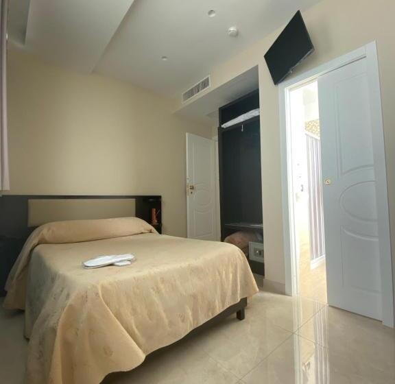 Номер Стандарт Индивидуальный, Grand Hotel Royal