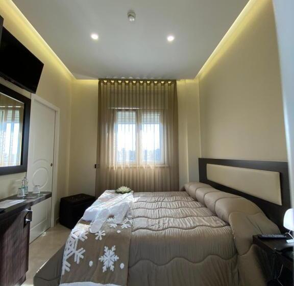 Номер Economy, Grand Hotel Royal