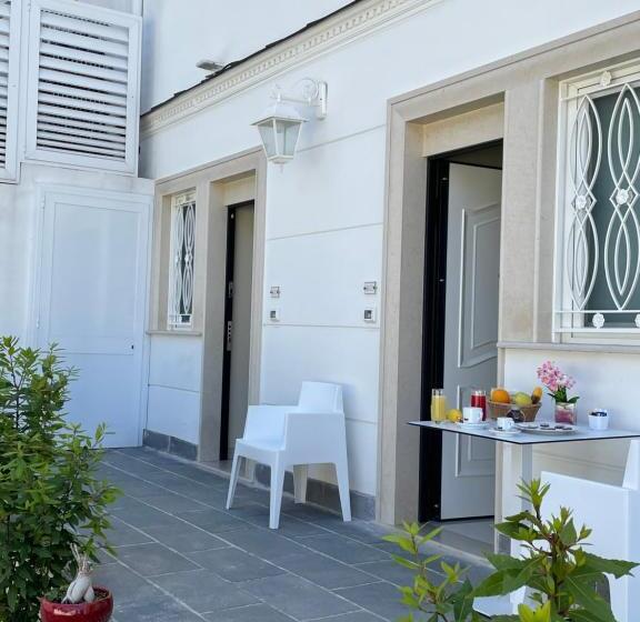 Номер Стандарт Вид на Сад, Grand Hotel Royal