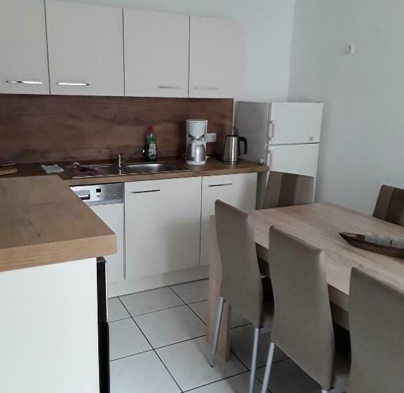 غرفة قياسية, Pension Kaiser