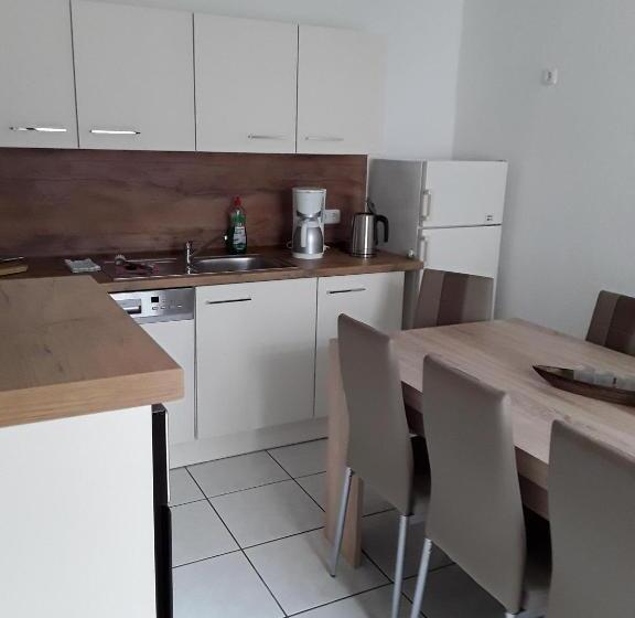 غرفة قياسية حمام مشترك, Pension Kaiser