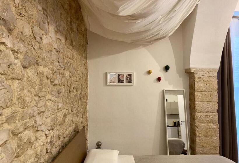 غرفة قياسية, Altrelli Rooms