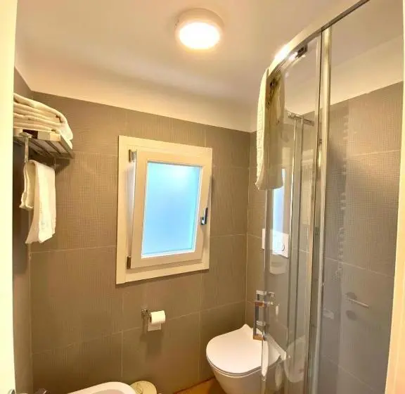 バルコニー付きデラックスルーム, Altrelli Rooms