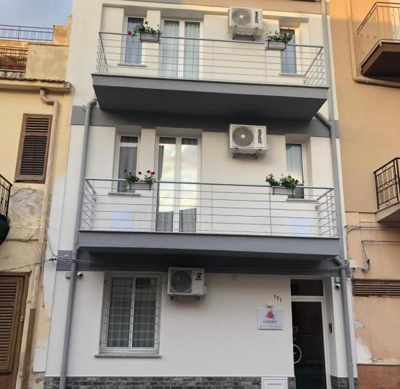 デラックスルーム, Le Tre Rose