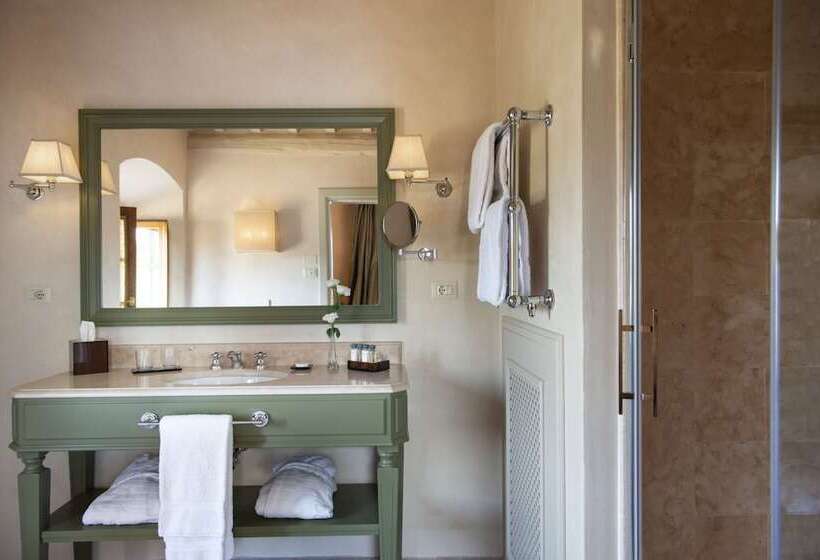 スーペリアールーム, Viesca Suites & Villas Il Borro Toscana