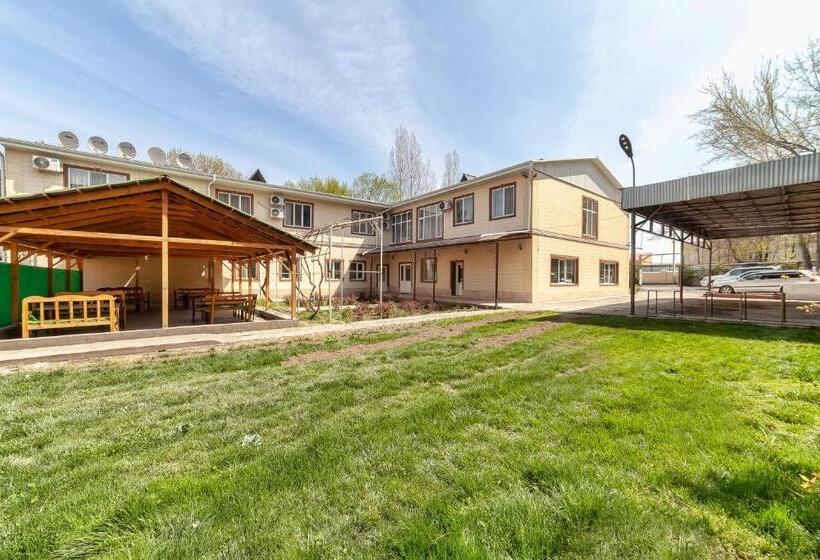 اتاق لوکس, Tes