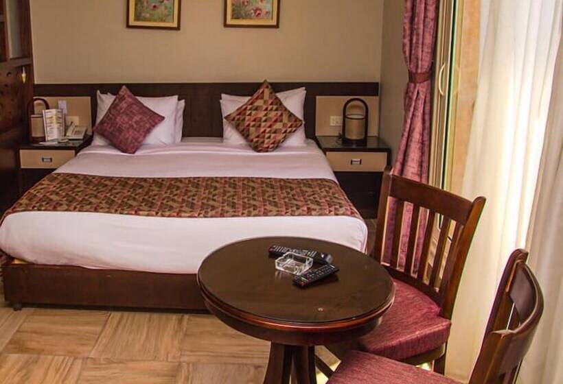 سوییت جونیور, Palma Inn Resort