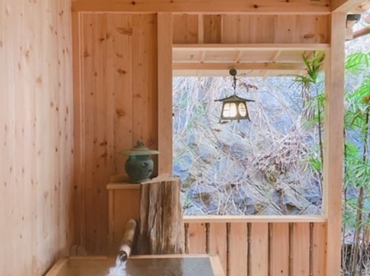 三居室总统套房, Atami Ikyuan 熱海一休庵